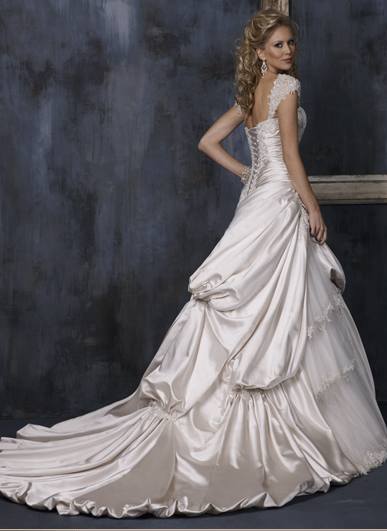 Orifashion Handmade Gown / Wedding Dress MA016