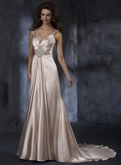 Orifashion Handmade Gown / Wedding Dress MA037 Orifashion Handmade Gown / Wedding Dress MA037