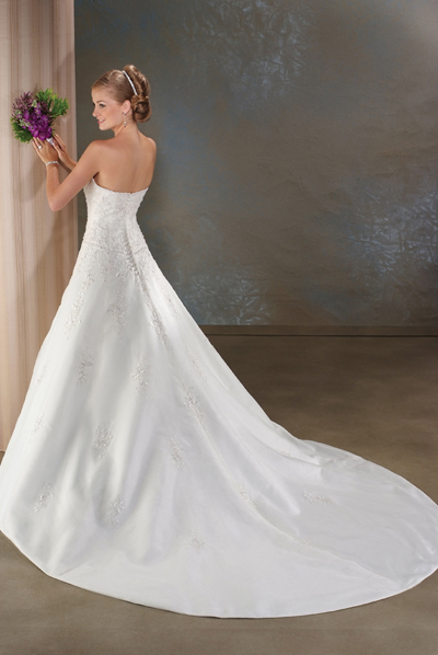 Orifashion Handmade Gown / Wedding Dress BO056
