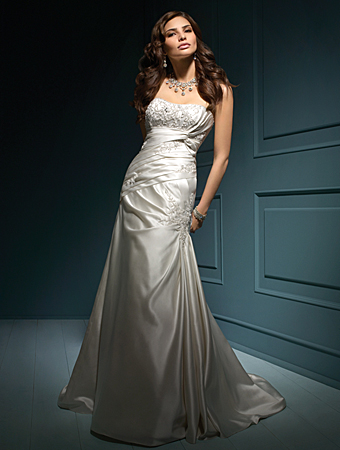 Bridal Gown / Wedding Dress_A-line style 10C015