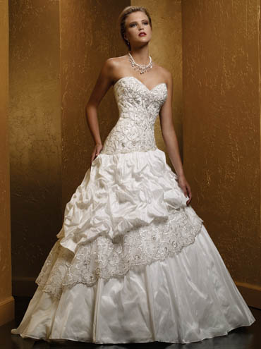 Wedding Dress_Strapless ball gown 10C226