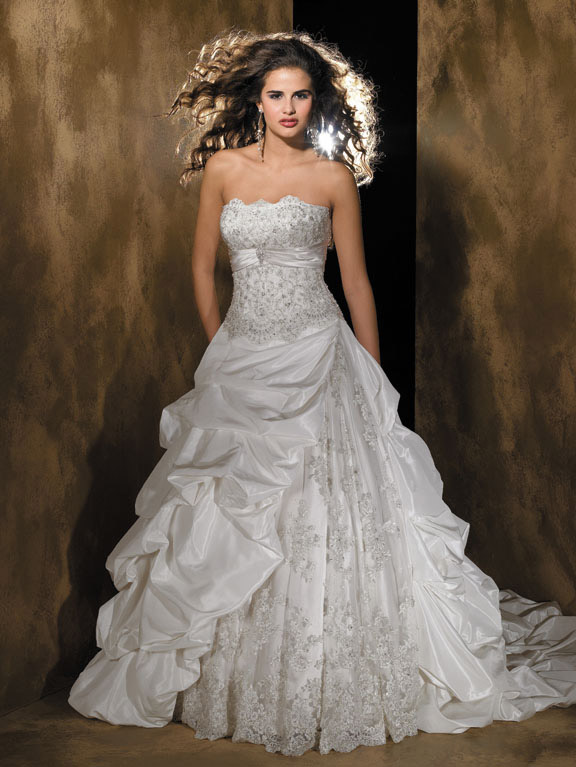 Handmade Romantic Pick-up Silk Taffeta Wedding Dress AL019