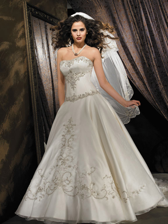 Orifashion HandmadeEmbroidered and Beaded Princess Wedding Dress