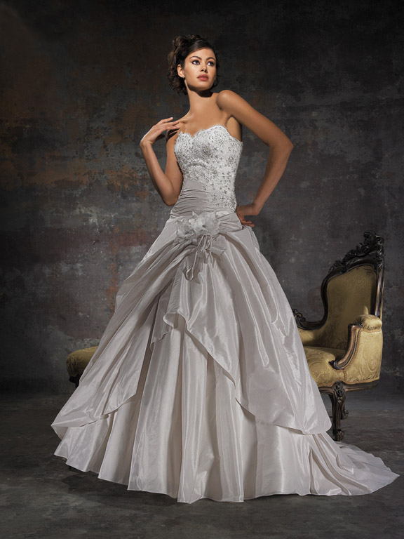 Handmade Romantic Silk Taffeta Wedding Dress AL137