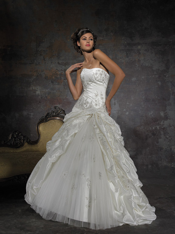 Handmade Romantic Silk Taffeta Wedding Dress AL141