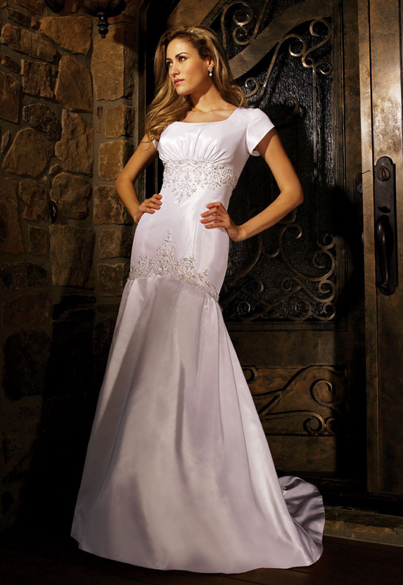 Handmade Modest Wedding Dress with Short Sleeves BO203