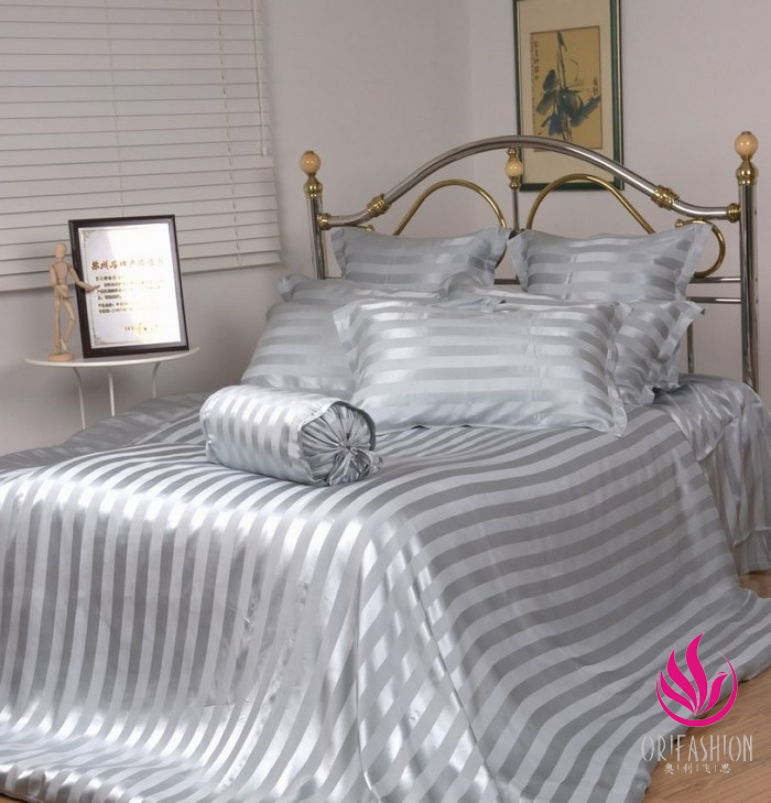 Orifashion Silk Bedding 4PCS Set Jacquard Stripes Queen Size BSS