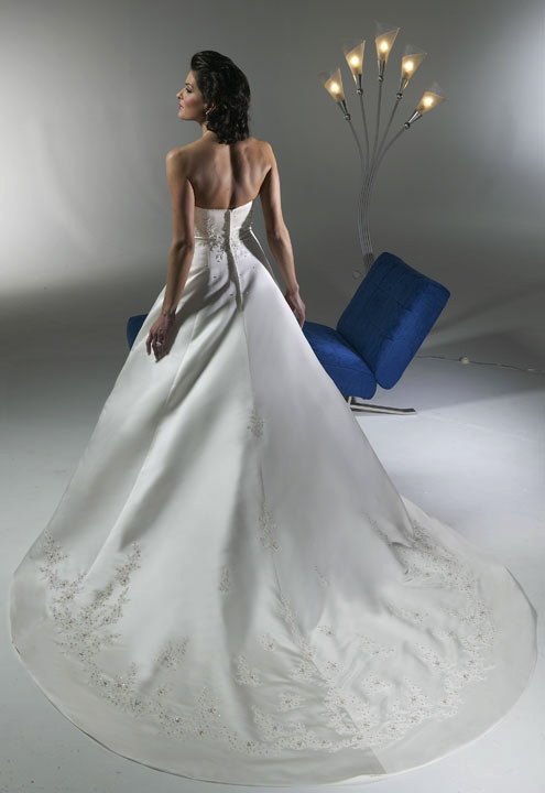 Bridal Wedding dress / gown C945