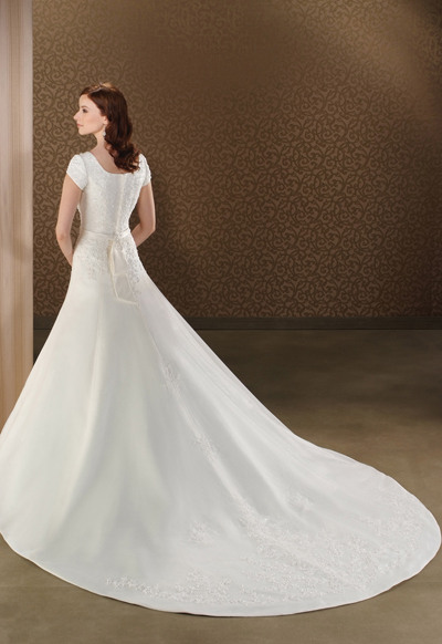 Bridal Wedding dress / gown C975