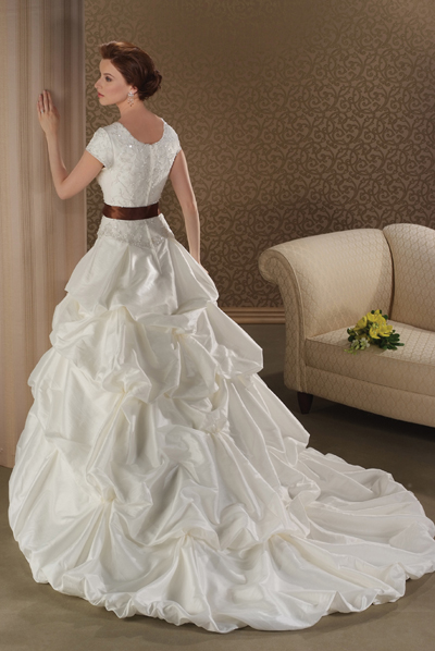 Bridal Wedding dress / gown C983 - Click Image to Close