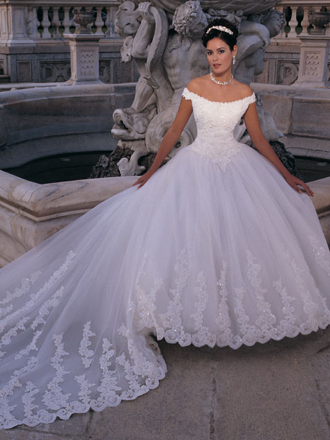 Golden collection wedding dress / gown GW012