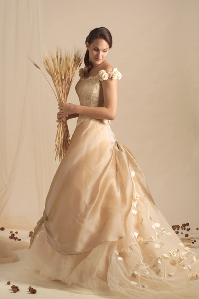 Orifashion handmade Golden collection wedding dress / gown GW202
