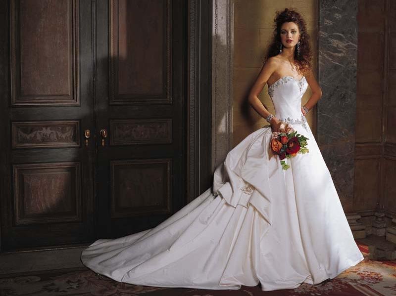 Orifashion HandmadeLuxury Romantic Bridal Gown with Swarovski Be