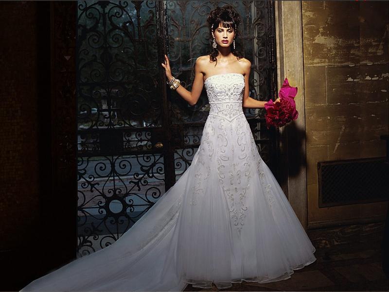 Handmade Luxury Embroidered and Beaded Bridal Gown EG35