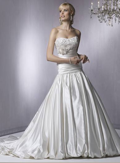 Orifashion Handmade Gown / Wedding Dress MA102 Orifashion Handmade Gown / Wedding Dress MA102