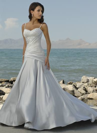 Orifashion Handmade Gown / Wedding Dress MA107 Orifashion Handmade Gown / Wedding Dress MA107