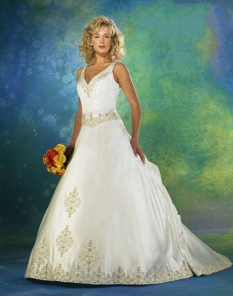 Wedding Dress_Full A-line gown SC042 Wedding Dress_Full A-line gown SC042
