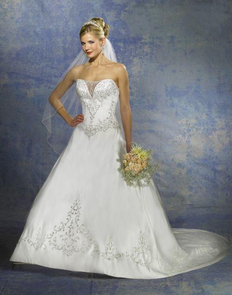 Wedding Dress_Cathedral train SC059 Wedding Dress_Cathedral train SC059