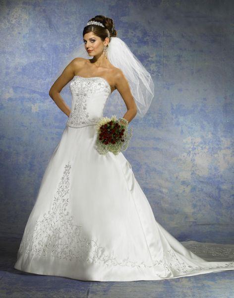 Wedding Dress_Cathedral train SC069 Wedding Dress_Cathedral train SC069