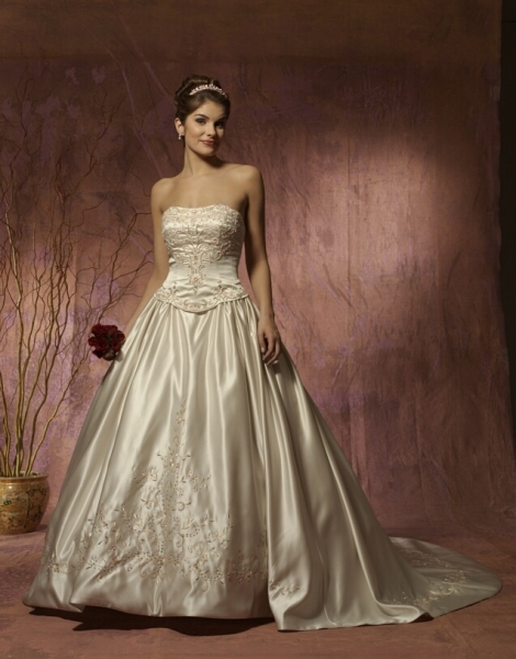Wedding Dress_Formal cathedral trian SC080 Wedding Dress_Formal cathedral trian SC080