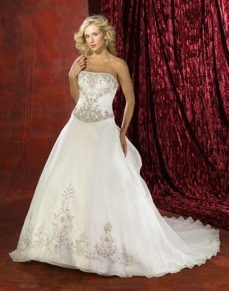 Wedding Dress_Full A-line gown SC096 Wedding Dress_Full A-line gown SC096