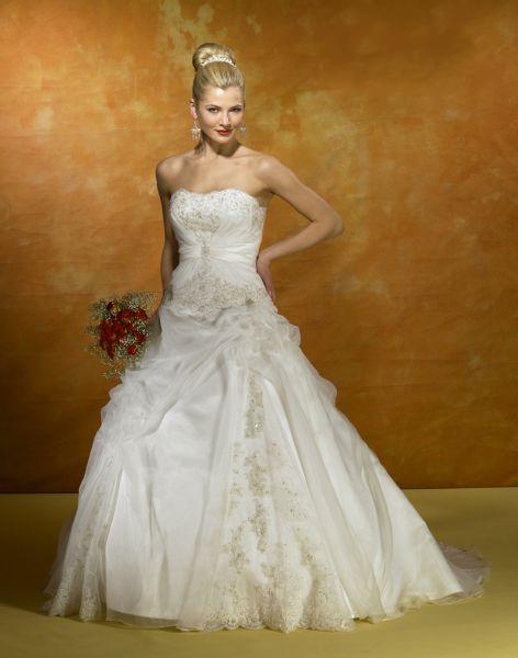 Wedding Dress_Ball gown SC111