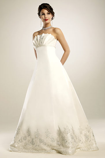 Wedding Dress_Chapel train SC145