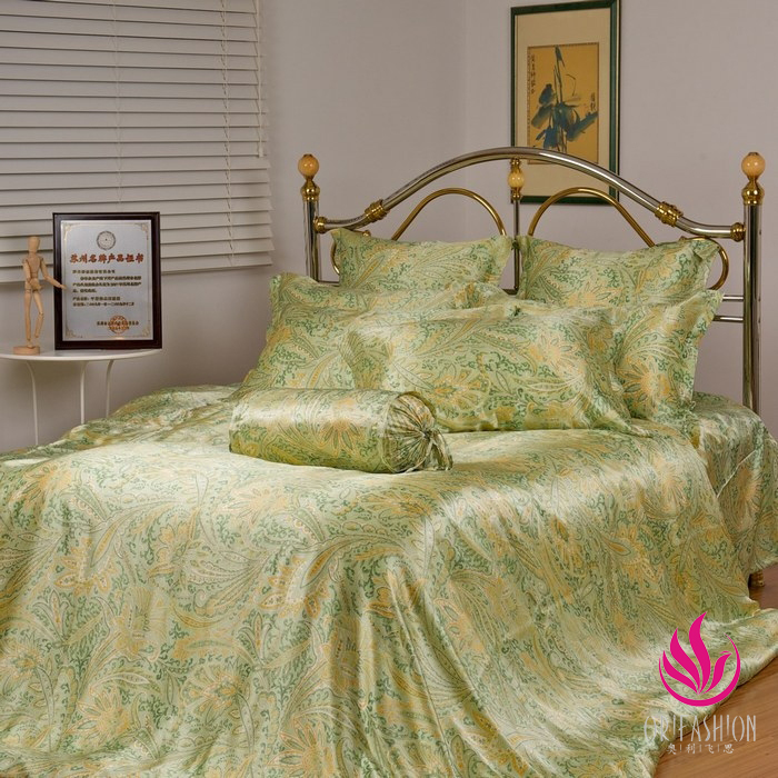 Orifashion Silk Bed Sheet Printed with Ethnic Patterns Queen Siz