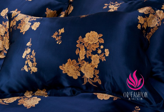 Orifashion Silk Pillow Sham Printed with Floral Patterns (set of Orifashion Silk Pillow Sham Printed with Floral Patterns (set of