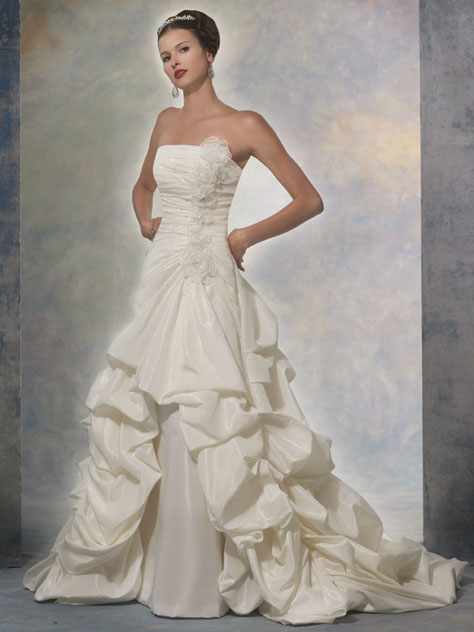 Orifashion Handmadestrapless wedding dress / gown 015