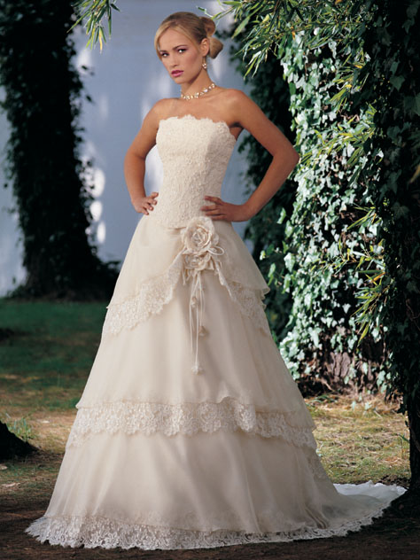 Orifashion Handmadestrapless wedding dress / gown 214