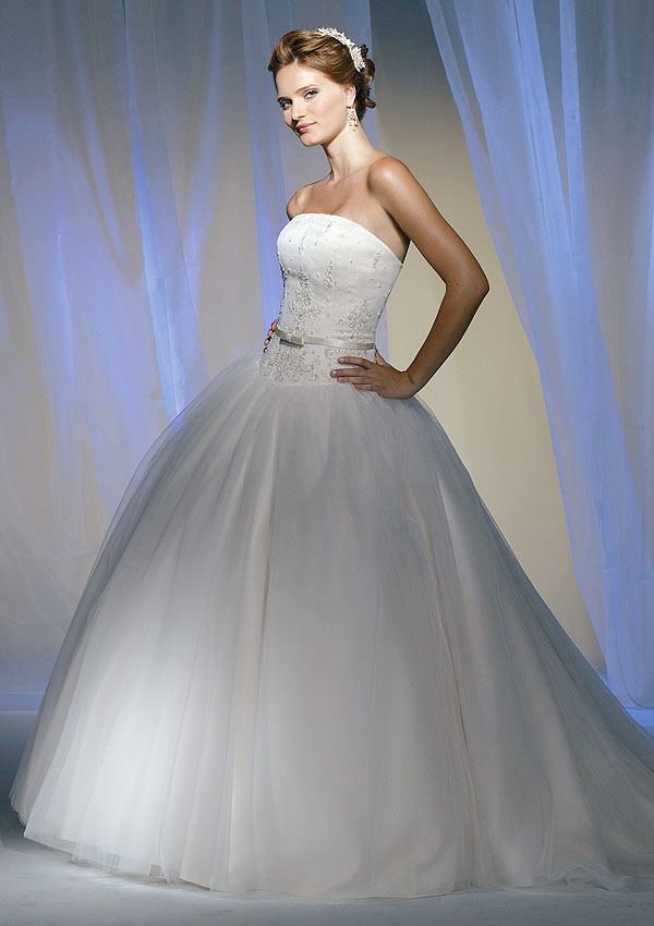 Orifashion Handmadestrapless wedding dress / gown 218