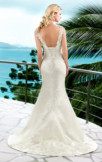 Handmade slim A-line lace straps Bridal Gown/ Wedding Dress SG06